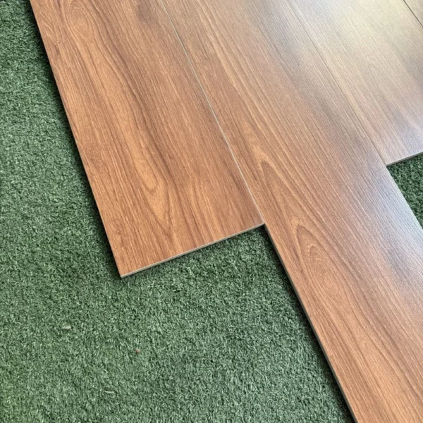 Cedro Oscuro 20×100CM 1.20m2 – Tablón porcelanato