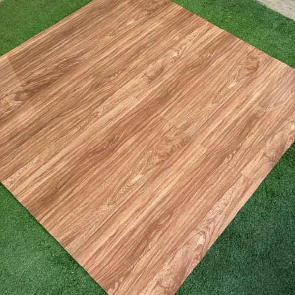 Porcelanato MADERA CEDRITO 60x60cm – 1.44m2 – Vitrificado