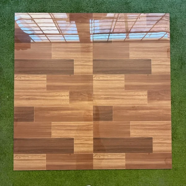 Porcelanato MADERA CEDRO 60x60cm – 1.44m2 – Vitrificado