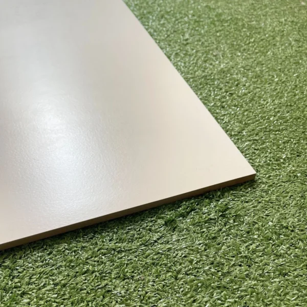 Porcelanato MATE CEMENTO MARFIL 60X60cm – 1.44m2