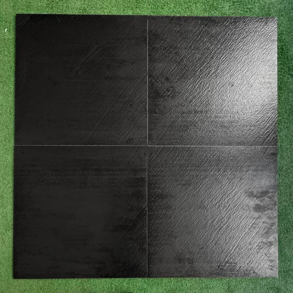 Porcelanato NEGRO TEXTURADO 60X60cm – 1.44m2 – MATE