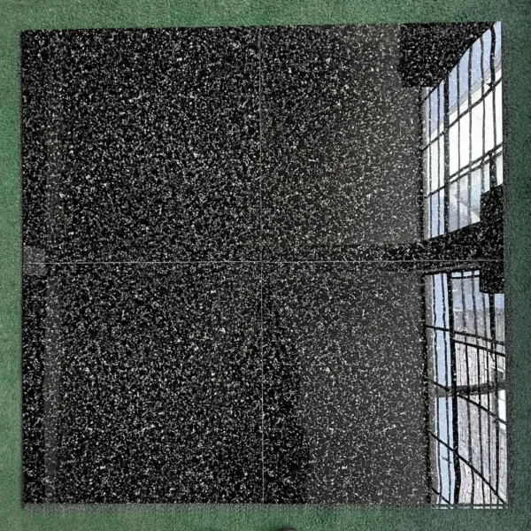 Porcelanato GRANILLA NEGRO 60x60cm – 1.44m2 – Vitrificado