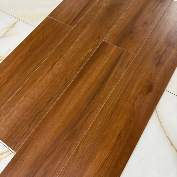 Madera Selva 20×120CM 1.44m2 – Tablón porcelanato