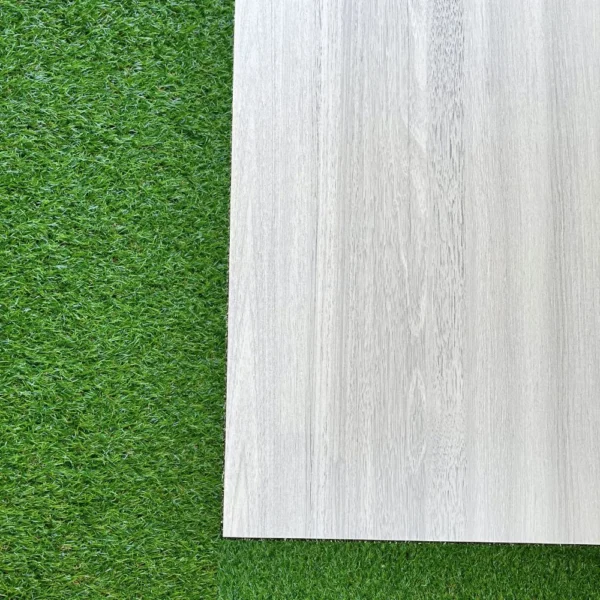 Porcelanato WOOD PLATA 60X60CM 1.44M2 – Vitrificado