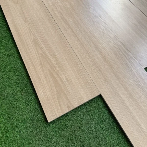 Fresno Marfil 20×100CM 1.20m2 – Tablón porcelanato