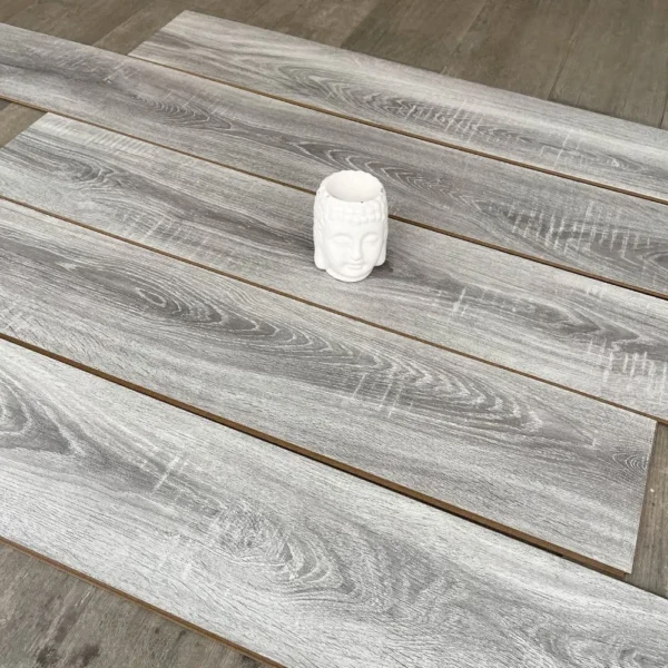 PISO LAMINADO 4270 – 2.911m2 – 1.219×19.9cm