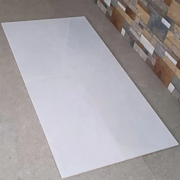 Milano plata 30x60cm 1.62m2- Mayólica importado